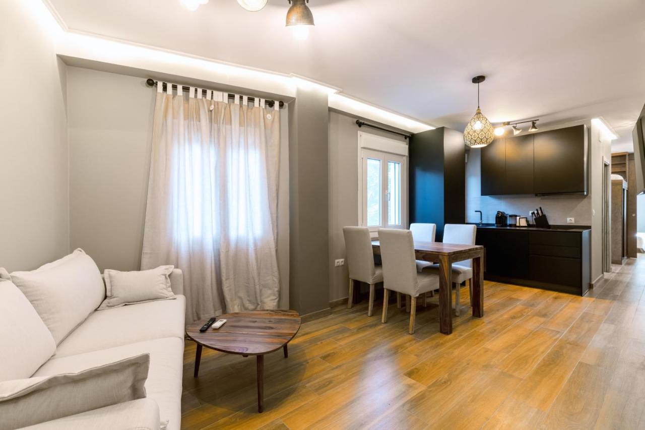 Triana Apartments Deluxe Севилья Экстерьер фото