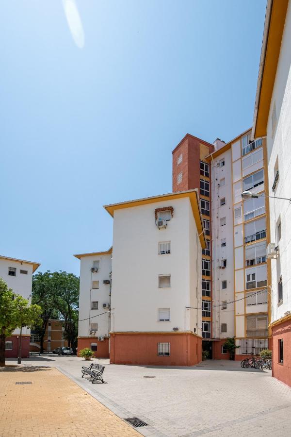 Triana Apartments Deluxe Севилья Экстерьер фото